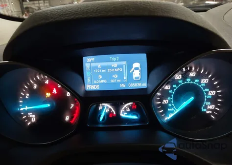 2015 Ford Escape Se z USA, uszkodzony, nr VIN 1FMCU9GXXFUA13621